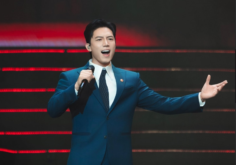 Anh Tu 01.jpg