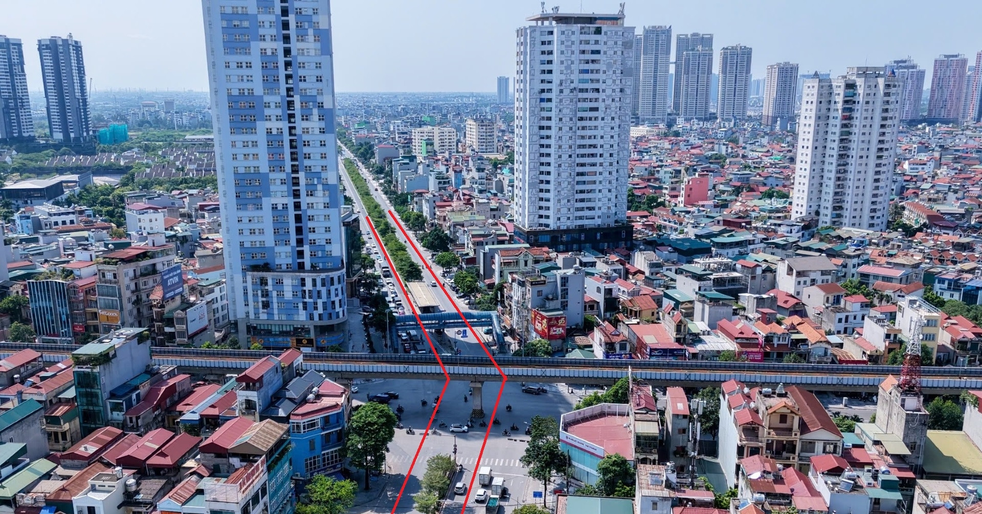 Khoan khảo sát vị trí xây cầu vượt hơn 800 tỷ đồng ở Hà Nội