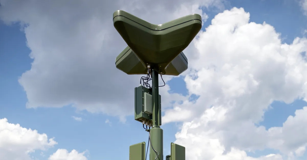 ‘Lá chắn vô hình’ Ukraine: Công nghệ EW ‘lừa’ hàng nghìn drone, tên lửa Nga
