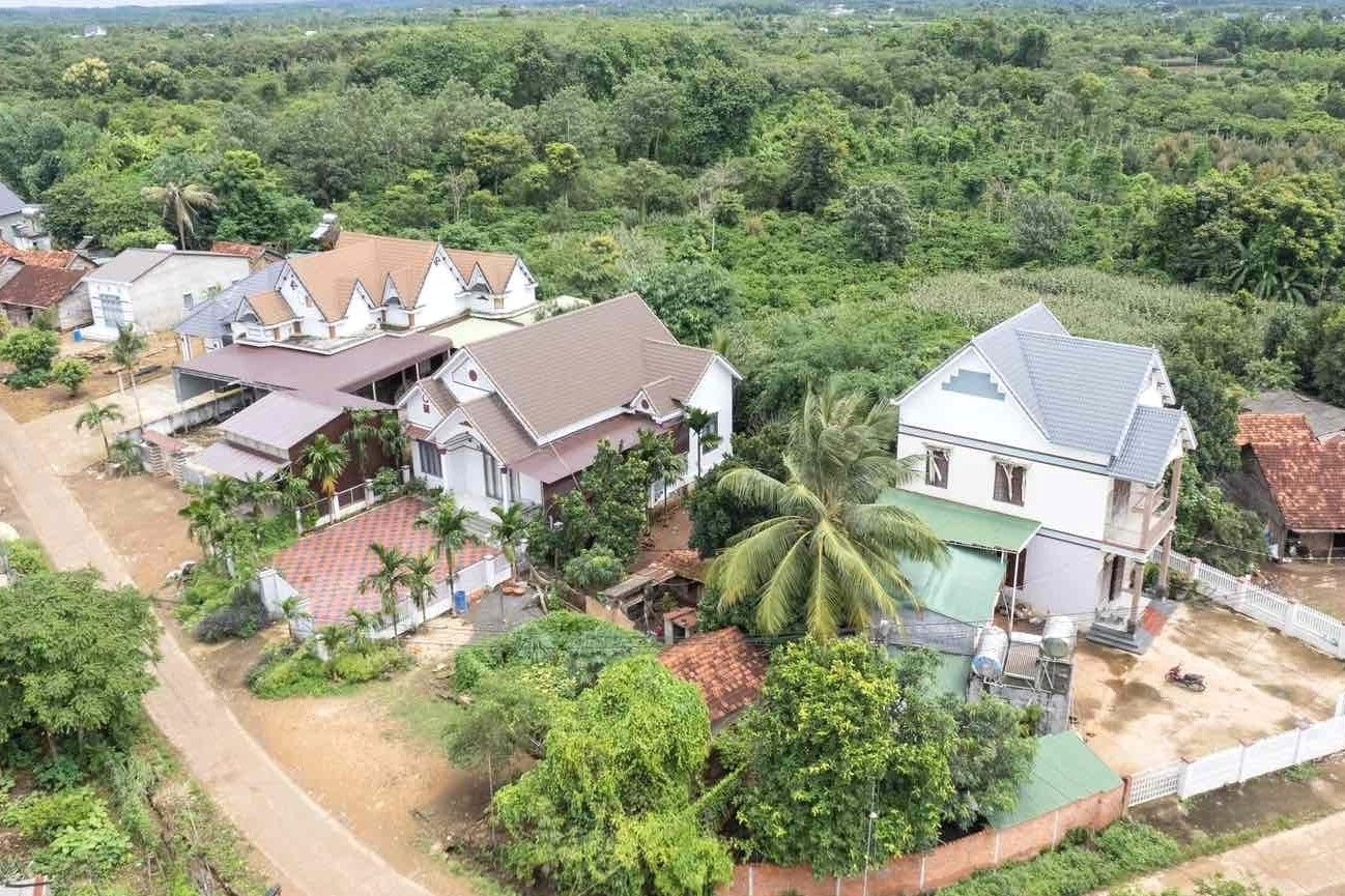 Ngôi làng Dao Đỏ vùng biên có hơn 60 căn nhà tiền tỷ