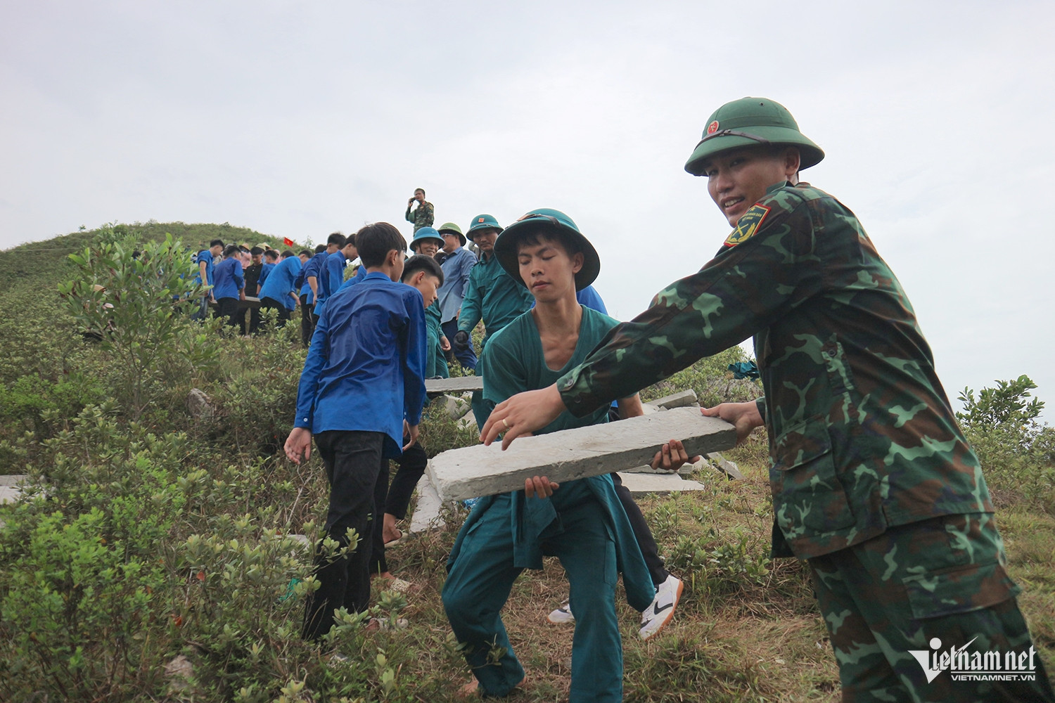 W-ghép chữ.JPG.jpg
