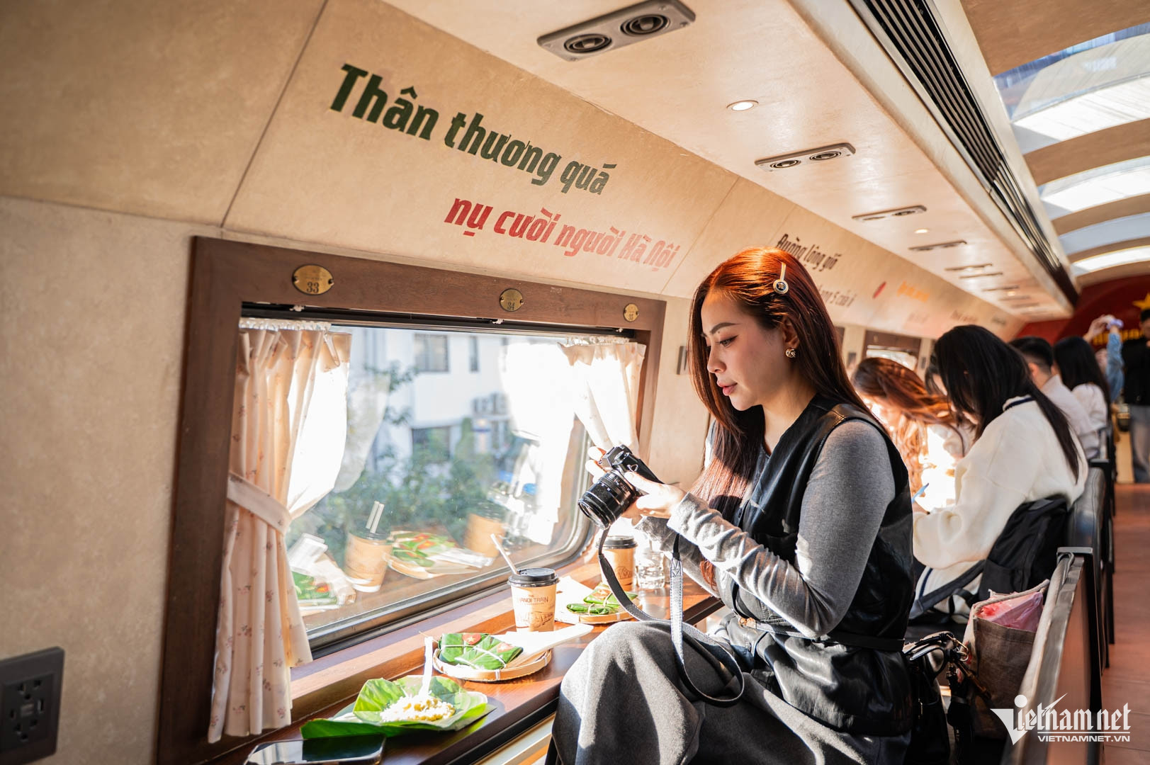 https://static-images.vnncdn.net/vps_images_publish/000001/000003/2026/8/17/w-tau-5-cua-o-du-lich-ha-noi-bac-ninh-4004-1068.jpg