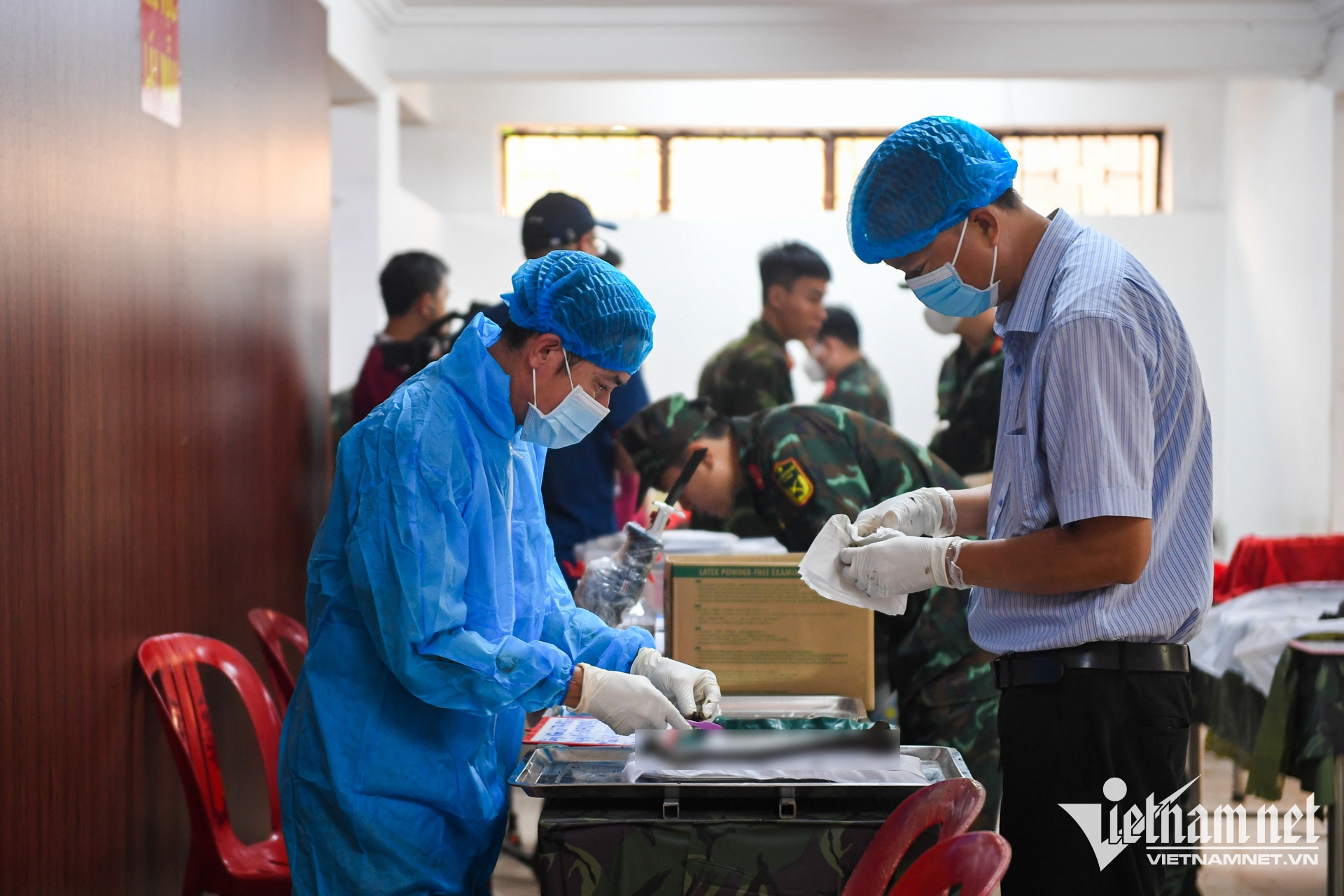 W-tìm hài cốt liệt sỹ Lê Thị Riêng   nguyễn huế 70.jpg