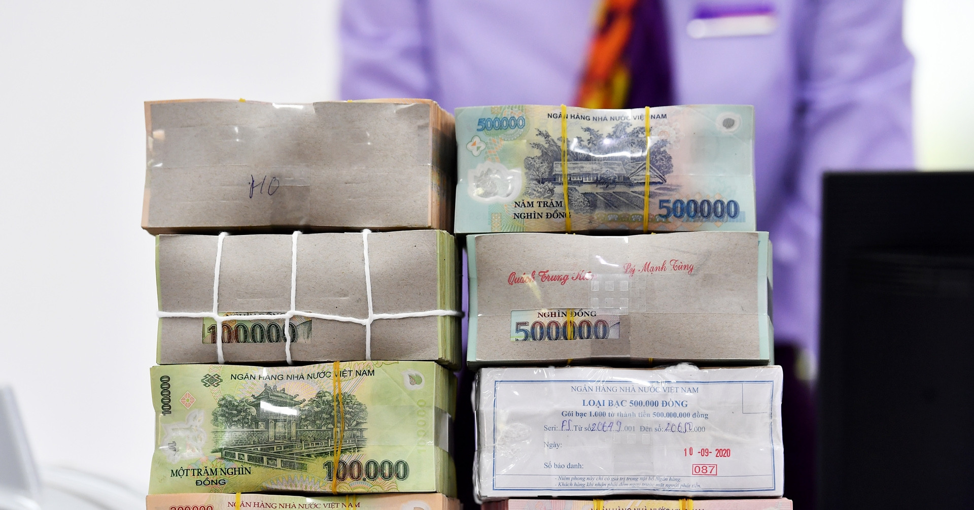 Lãi suất ngân hàng hôm nay 18/8/2026: Thực tế có thể được cộng tới 2 điểm phần trăm