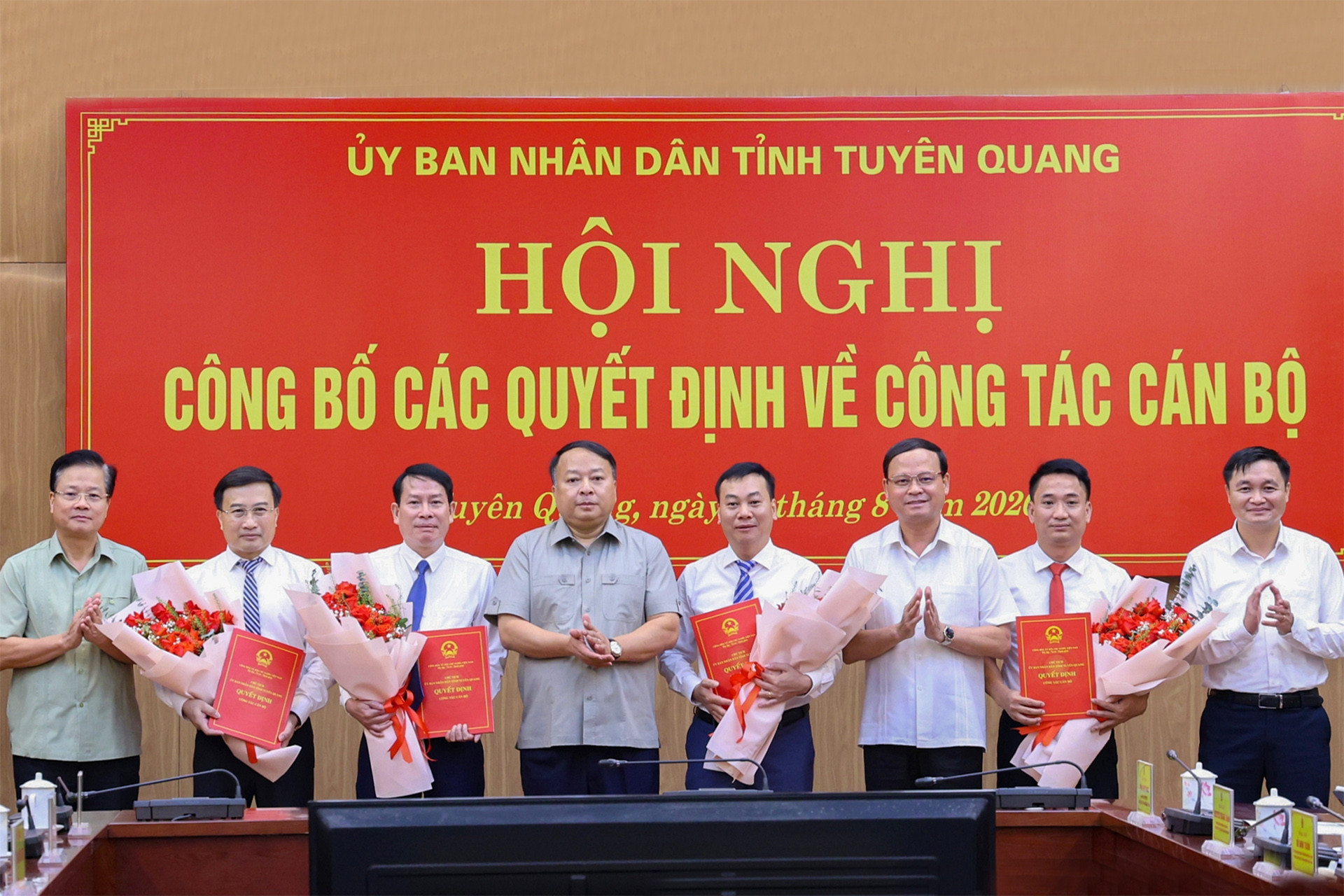4 cán bộ Tuyên Quang được luân chuyển nhận nhiệm vụ mới