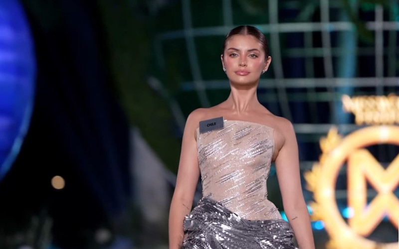 https://static-images.vnncdn.net/vps_images_publish/000001/000003/2026/8/18/miss-world-09-2560.jpg