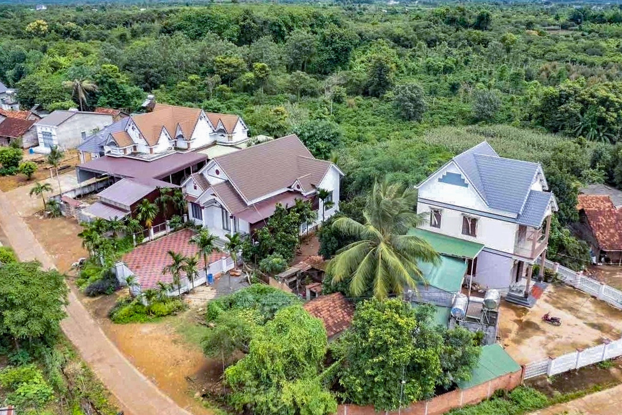 Ngôi làng Dao Đỏ vùng biên có hơn 60 căn nhà tiền tỷ