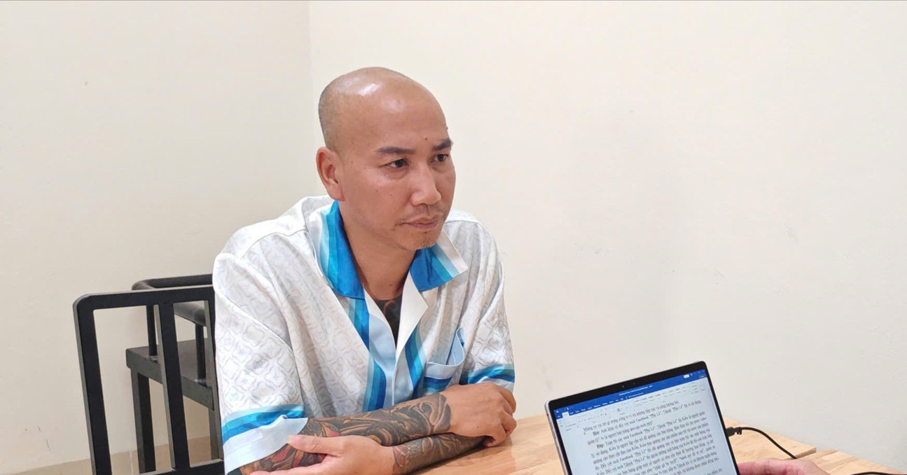 Phú Lê cùng vợ bị khởi tố