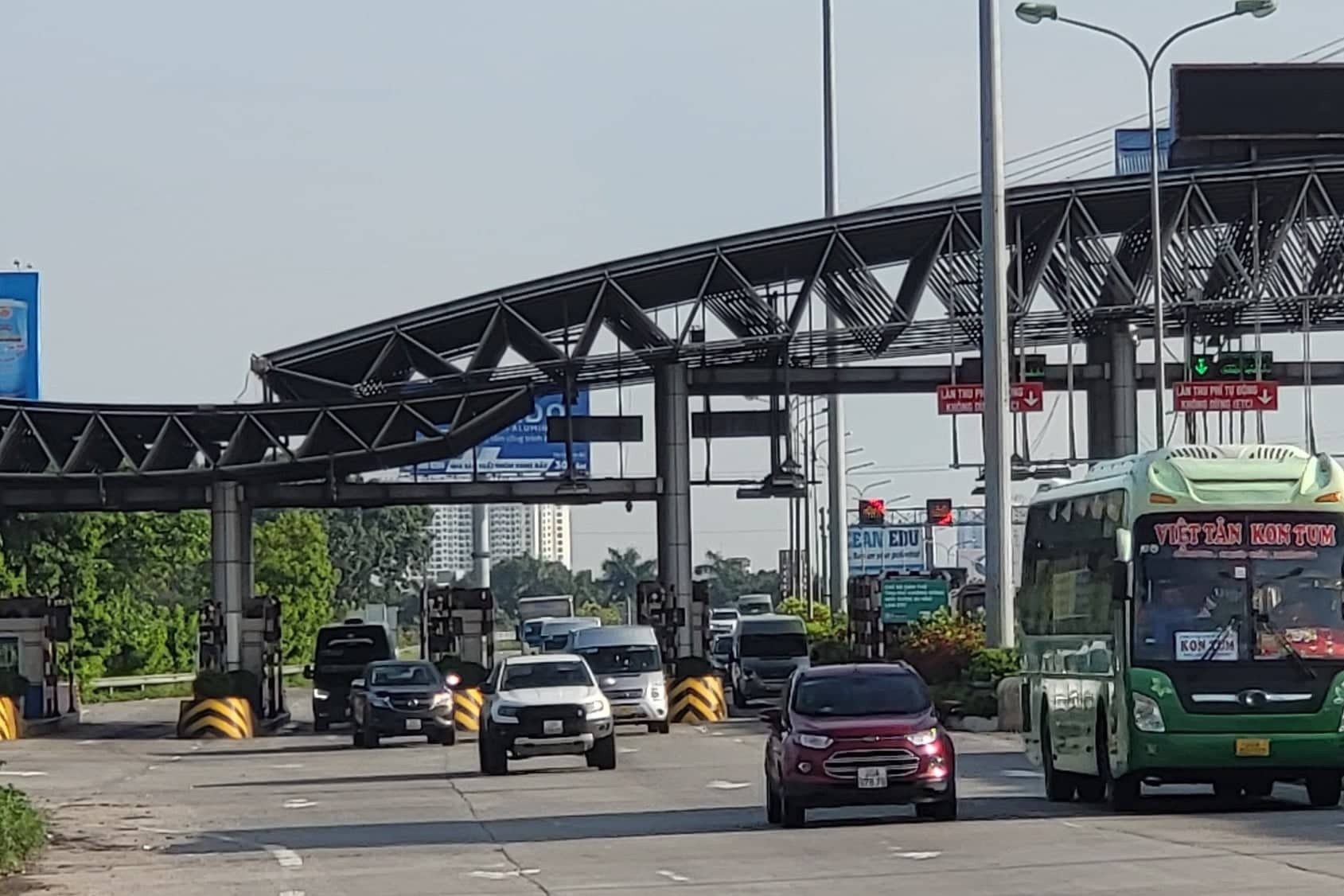 Ô tô không qua trạm vẫn mất phí 6.600 đồng/tháng: VETC, ePass lý giải bất ngờ