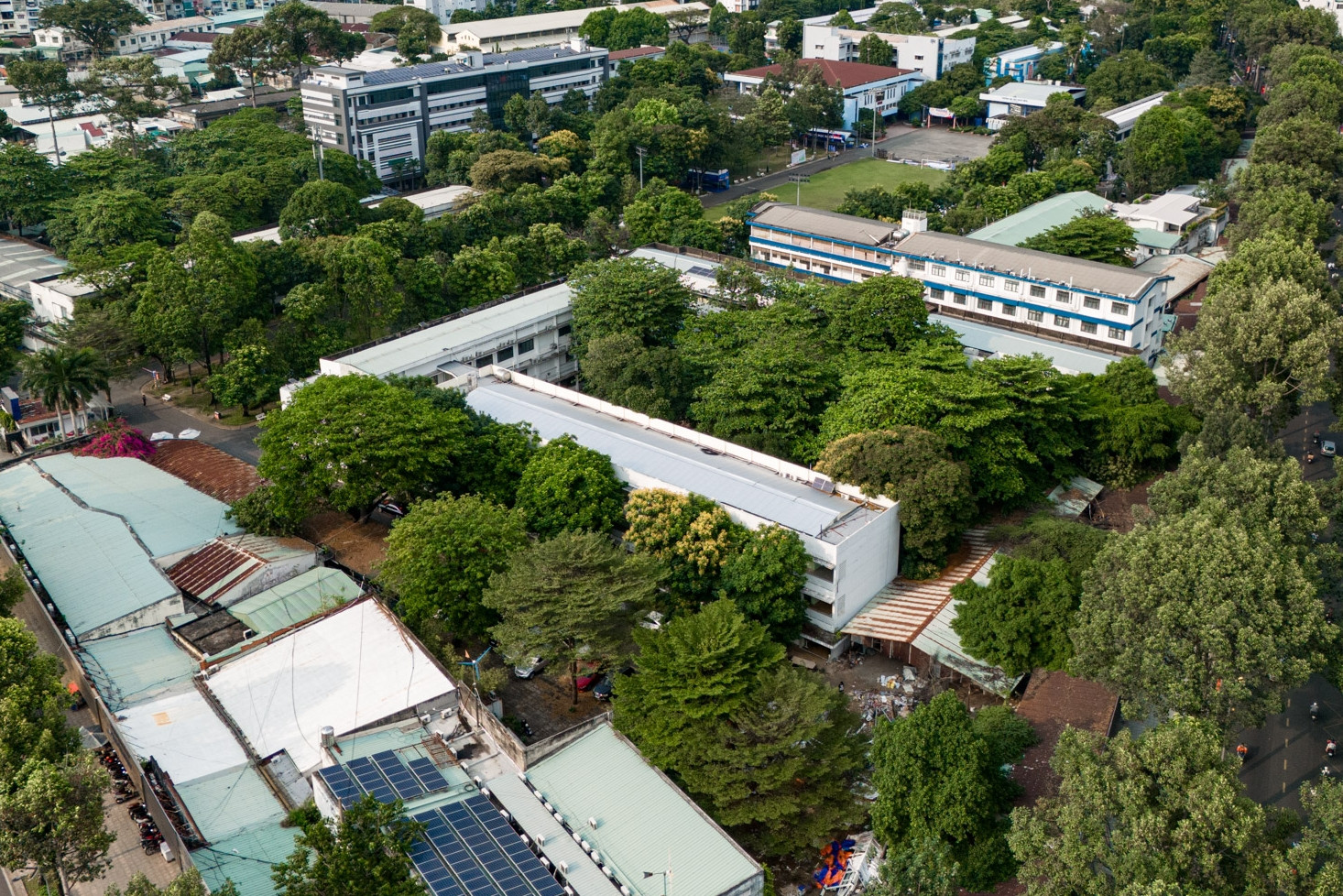 TPHCM lập đề án di dời trường đại học, bệnh viện ra khỏi nội thành