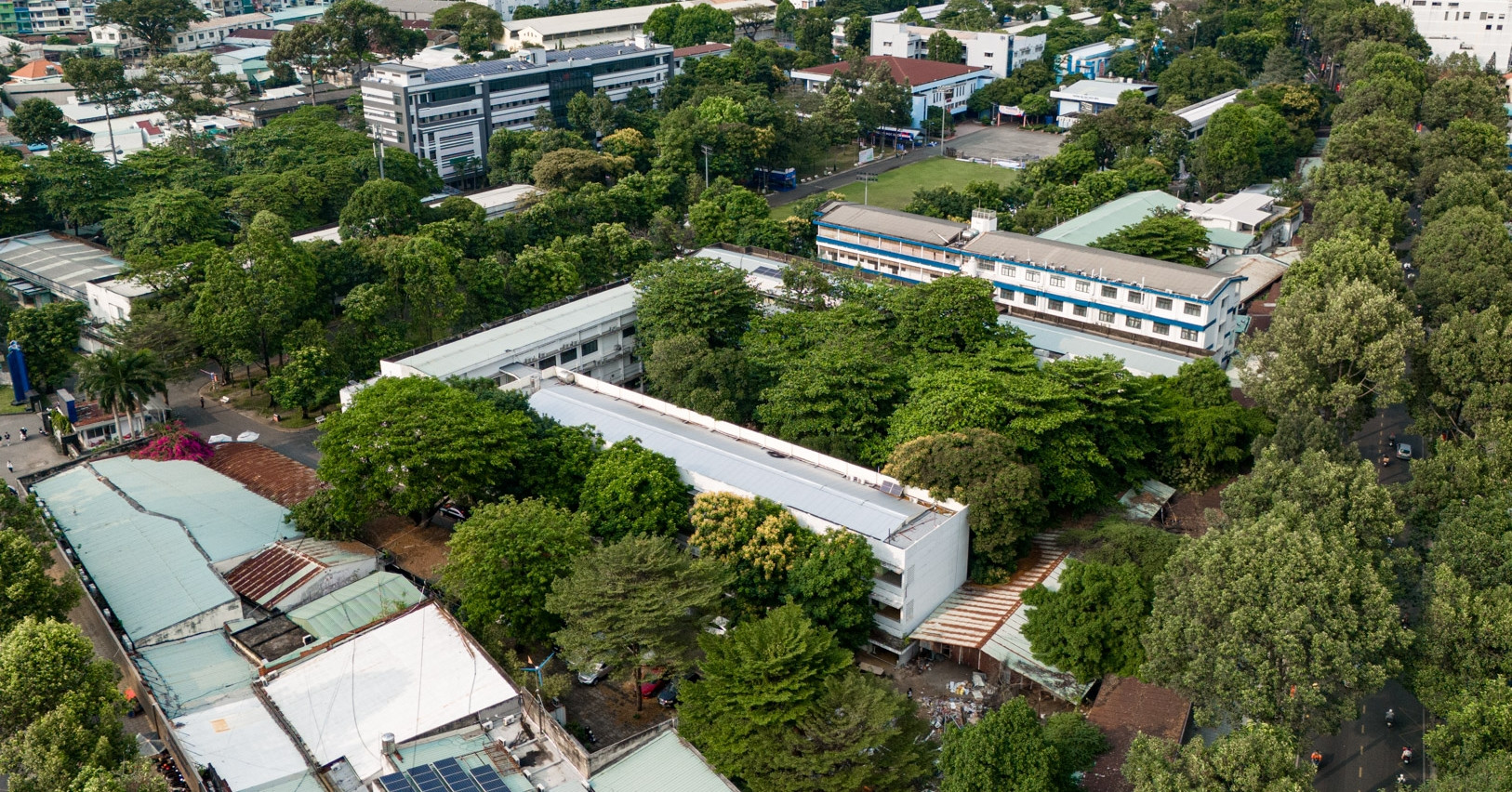 TPHCM lập đề án di dời trường đại học, bệnh viện ra khỏi nội thành