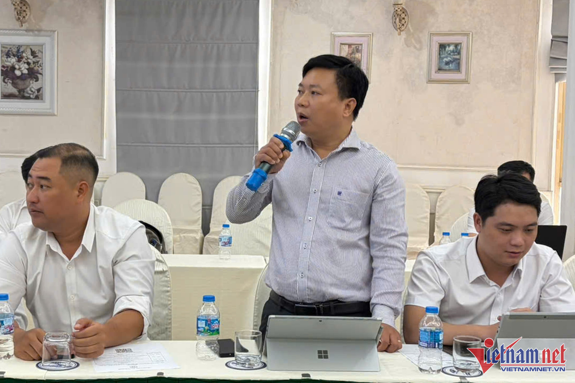 W-gop y luat buu chinh moi 01.jpg