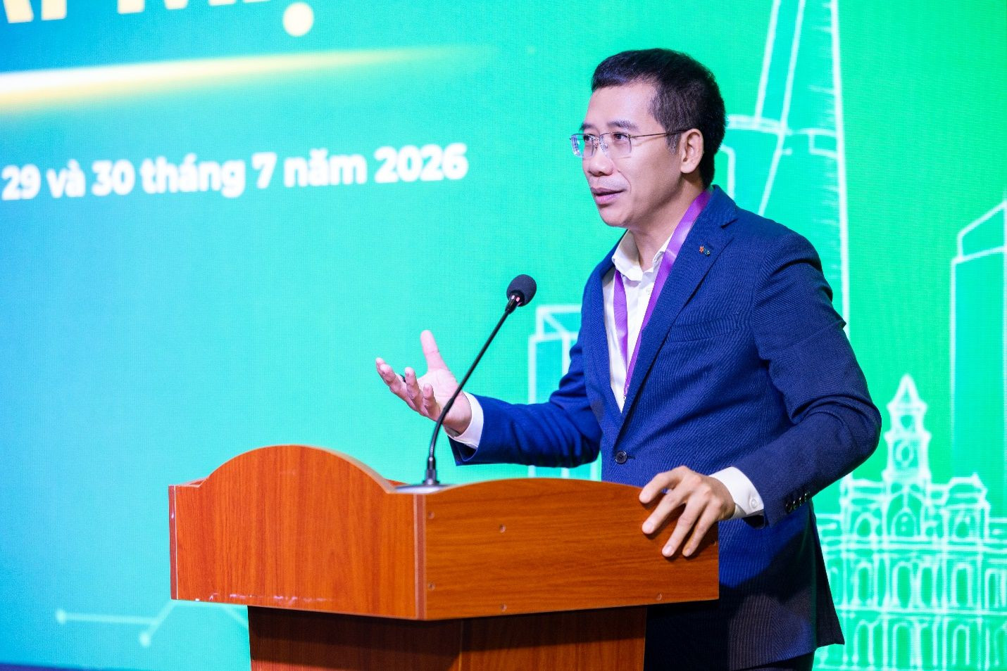 ảnh 2 bài ngày 1008.jpg