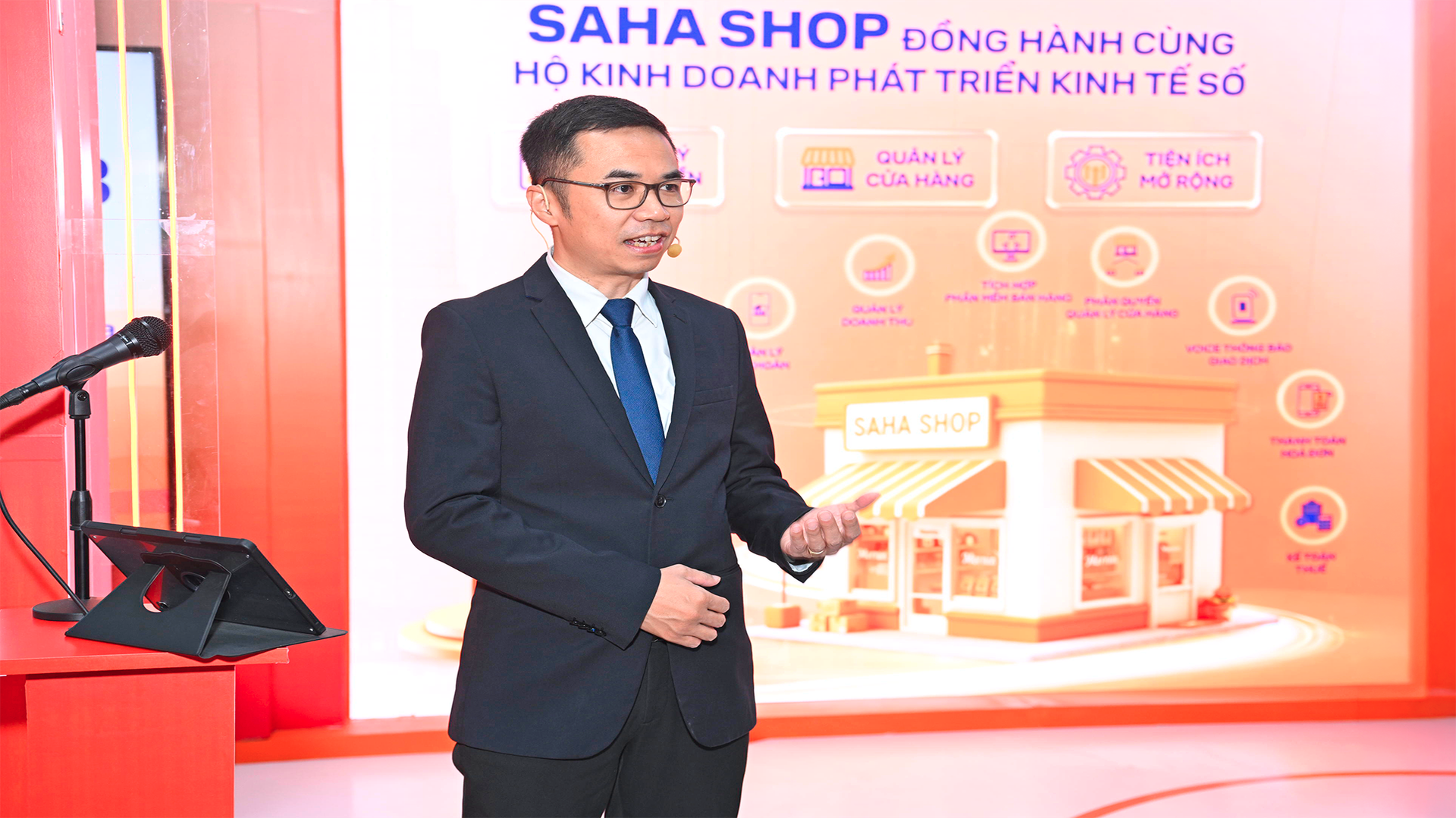 Anh 3. Ông Trương Quốc Anh Giám đốc Khối Ngân hàng số.png
