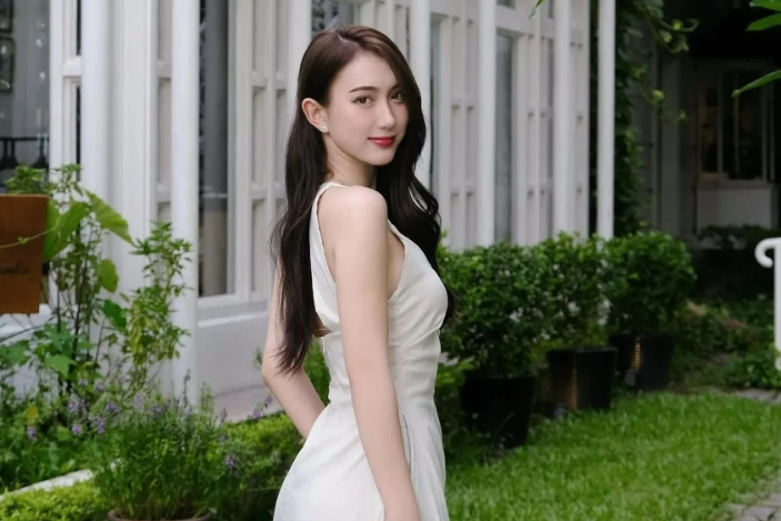 Diễn viên 21 tuổi đóng tiểu tam trên phim VTV được khuyên không đọc bình luận