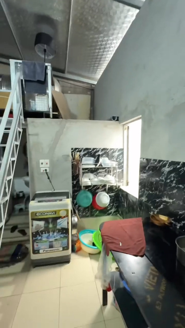 https://static-images.vnncdn.net/vps_images_publish/000001/000003/2026/8/19/fsavecom-reels-cot-song-cu-chiu-chiu-zay-thoi-cac-zo-a-media-3064106083933670-002-720p00-00-02-02still003-3645.jpg