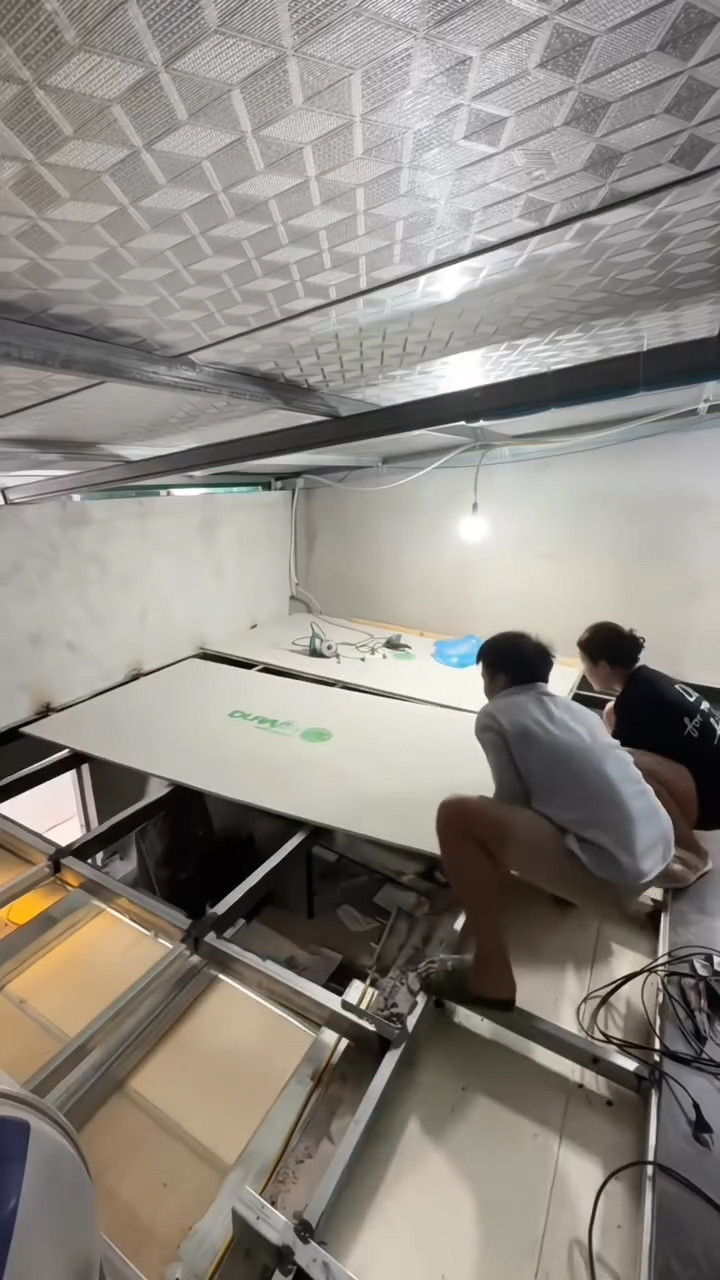 https://static-images.vnncdn.net/vps_images_publish/000001/000003/2026/8/19/fsavecom-reels-cot-song-cu-chiu-chiu-zay-thoi-cac-zo-a-media-3064106083933670-002-720p00-00-17-00still002-3643.jpg
