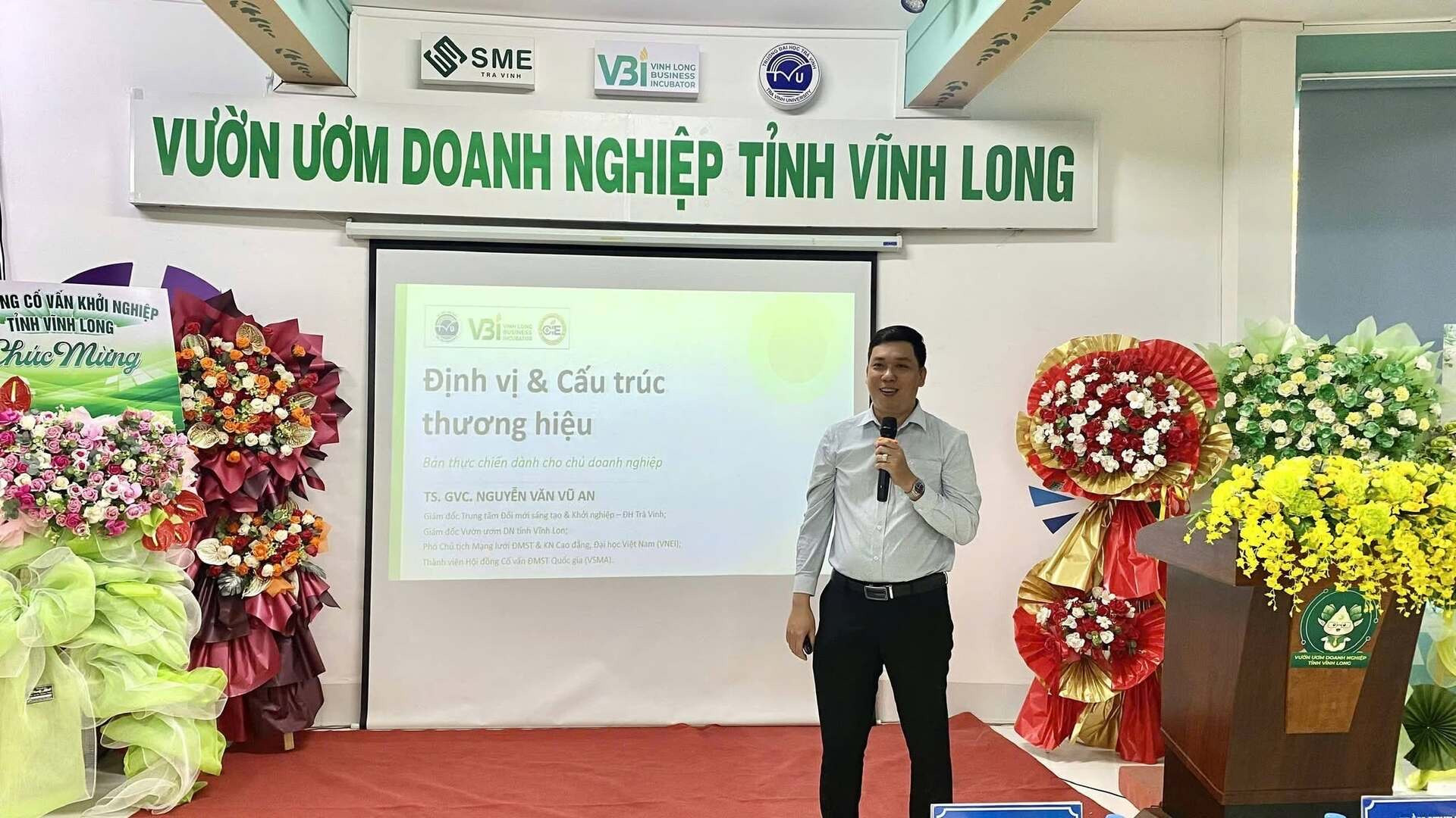 Hinh 1.JPG
