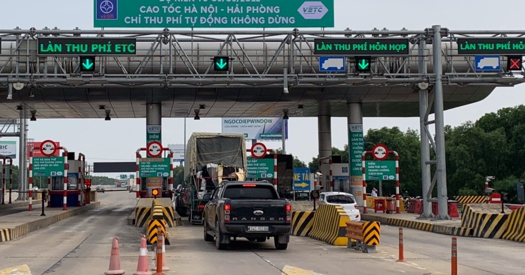 VETC, ePass thu 6.600 đồng/tháng: Không thể mặc nhiên coi ‘im lặng là đồng ý’