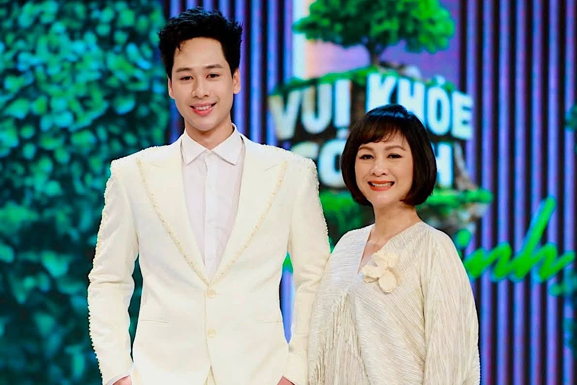 Thượng tá, ca sĩ Thanh Tâm tiết lộ về con trai tài giỏi và ông xã từng là fan hâm mộ