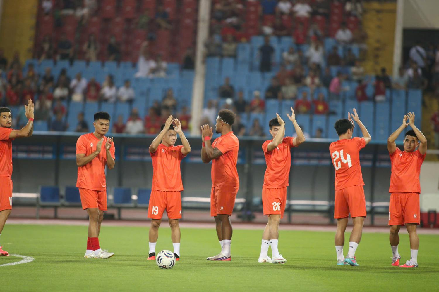 https://vms-files.vietnamnet.vn/vps_images_publish/000001/000003/2026/8/19/viet-nam-2649.jpg