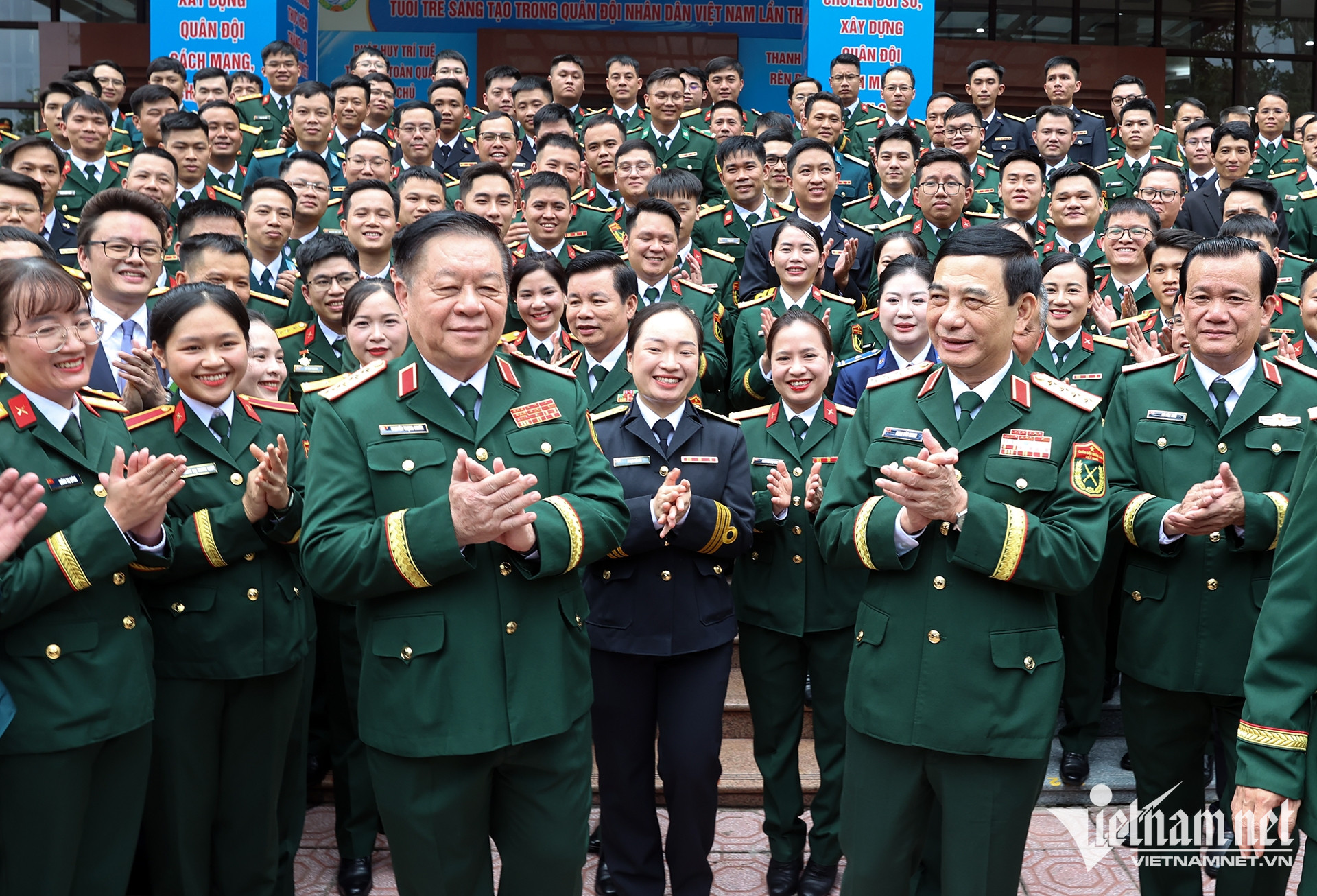 W-1HAI_6349.jpg