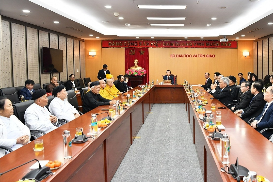 Kiến tạo thể chế để tôn giáo đồng hành cùng dân tộc