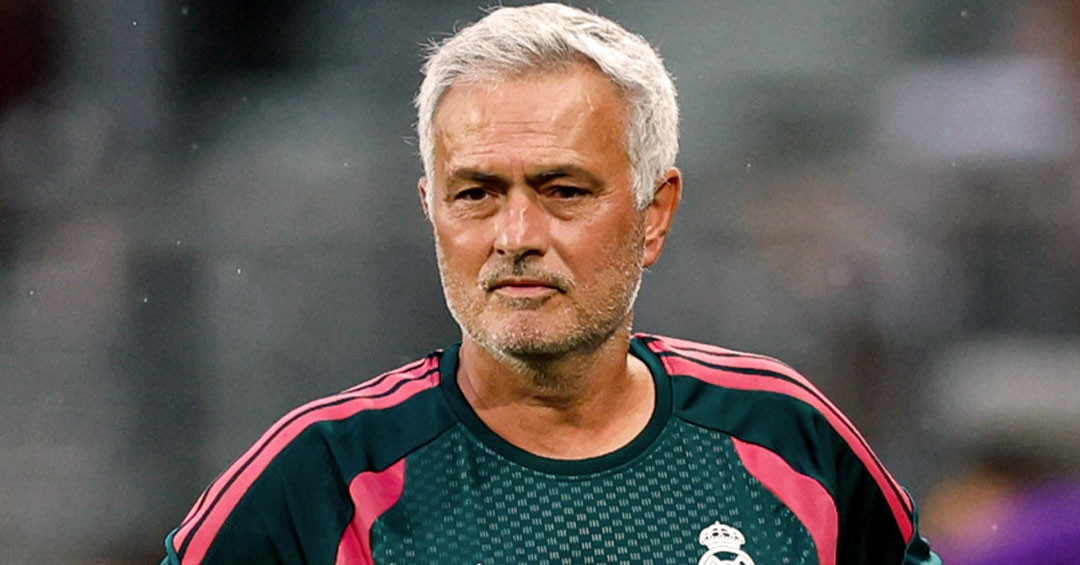 Mourinho phản ứng đặc biệt khi Real Madrid bị cầm hòa