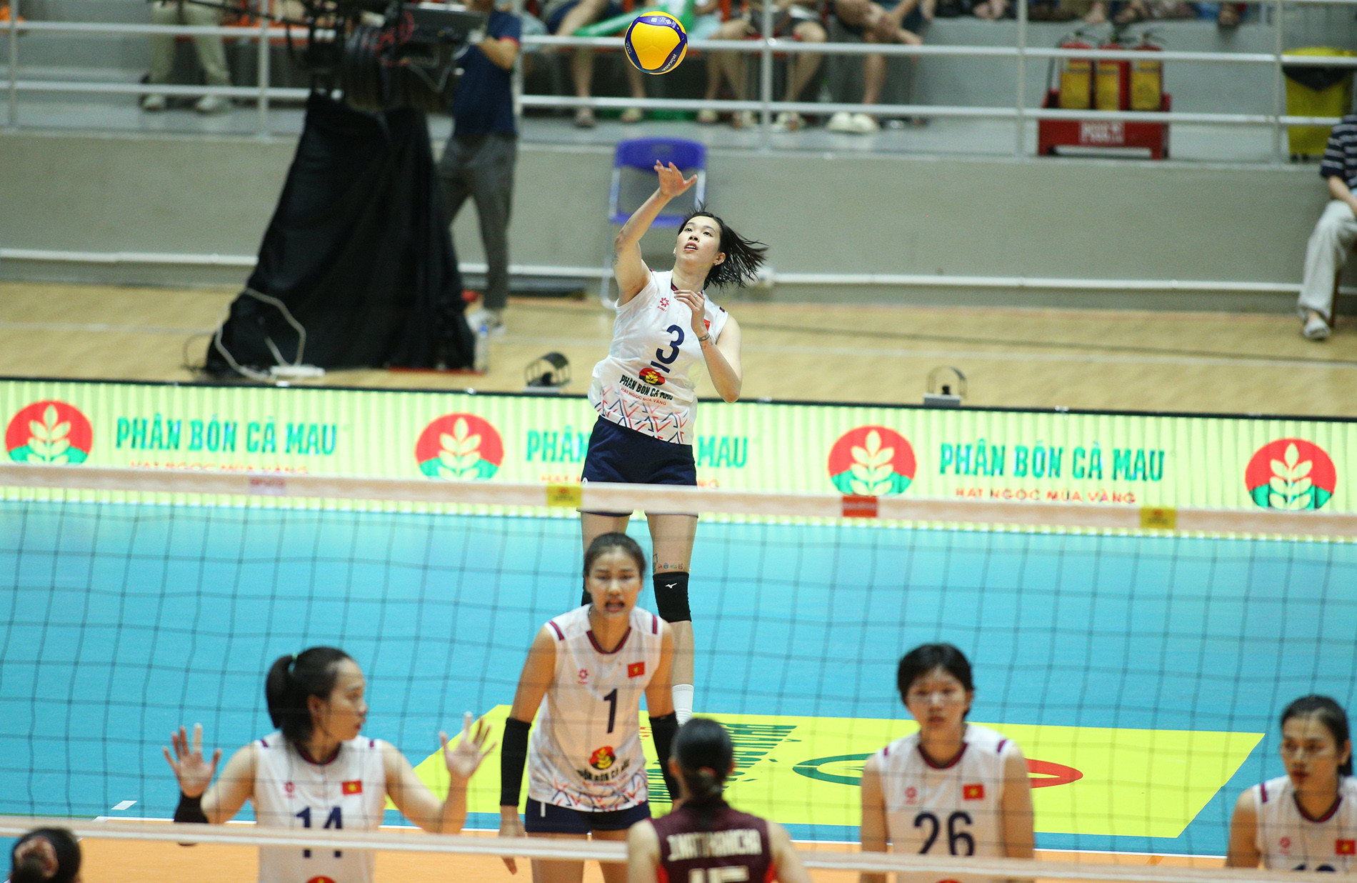 tuyen bong chuyen nu viet nam thai lan 12.JPG