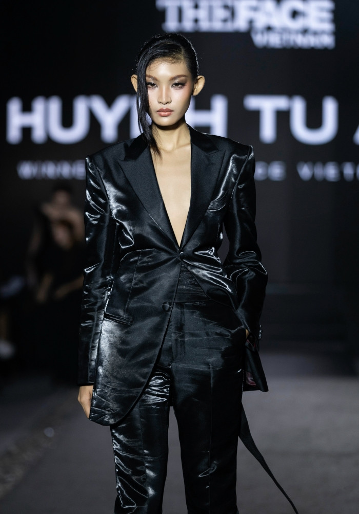 https://static-images.vnncdn.net/vps_images_publish/000001/000003/2026/8/20/batch-8-duong-kim-quan-quan-the-face-vietnam-2023-huynh-tu-anh-voi-giao-dien-ca-tinh-tai-hop-bao-the-face-vietnam-2026-487.jpg