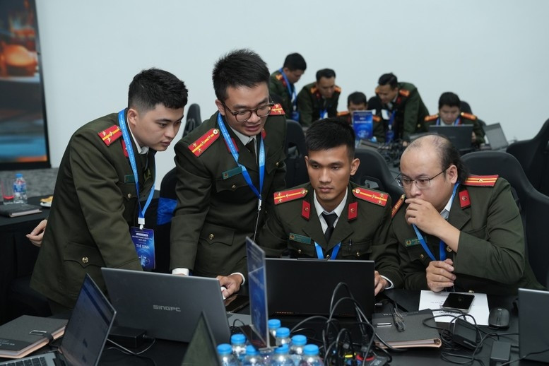 Chính sách tiền lương, hỗ trợ đặc thù lực lượng chuyên trách bảo vệ an ninh mạng