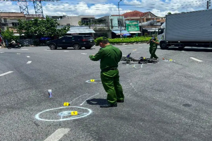 Tông người đi xe đạp điện tử vong rồi bỏ trốn, người đàn ông bị bắt tạm giam