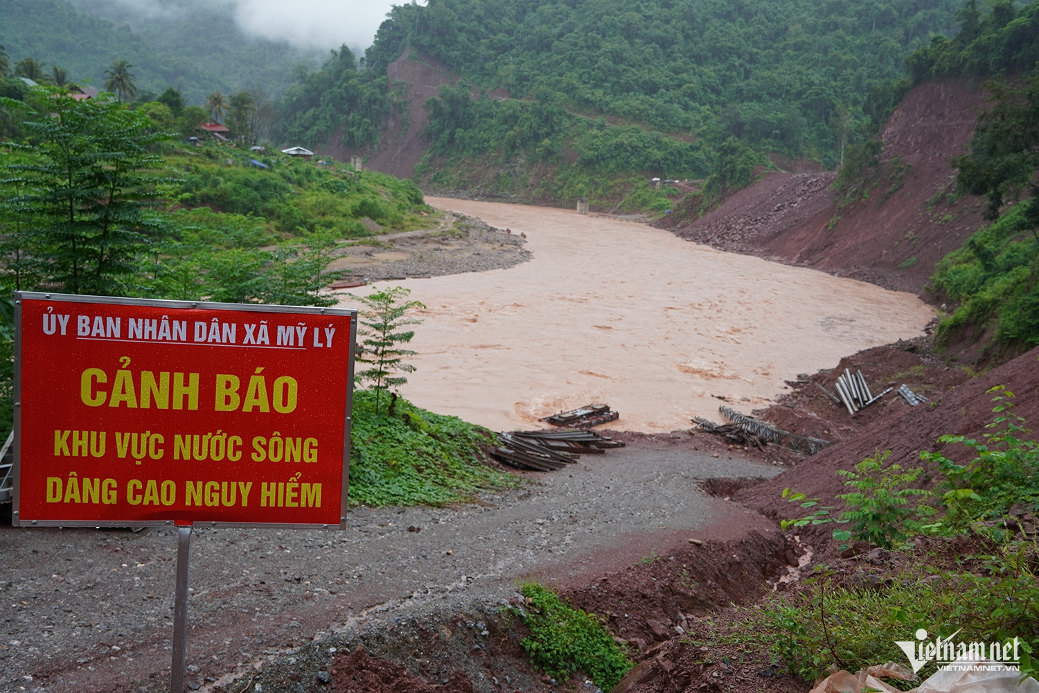 W-cầu tạm.JPG.jpg