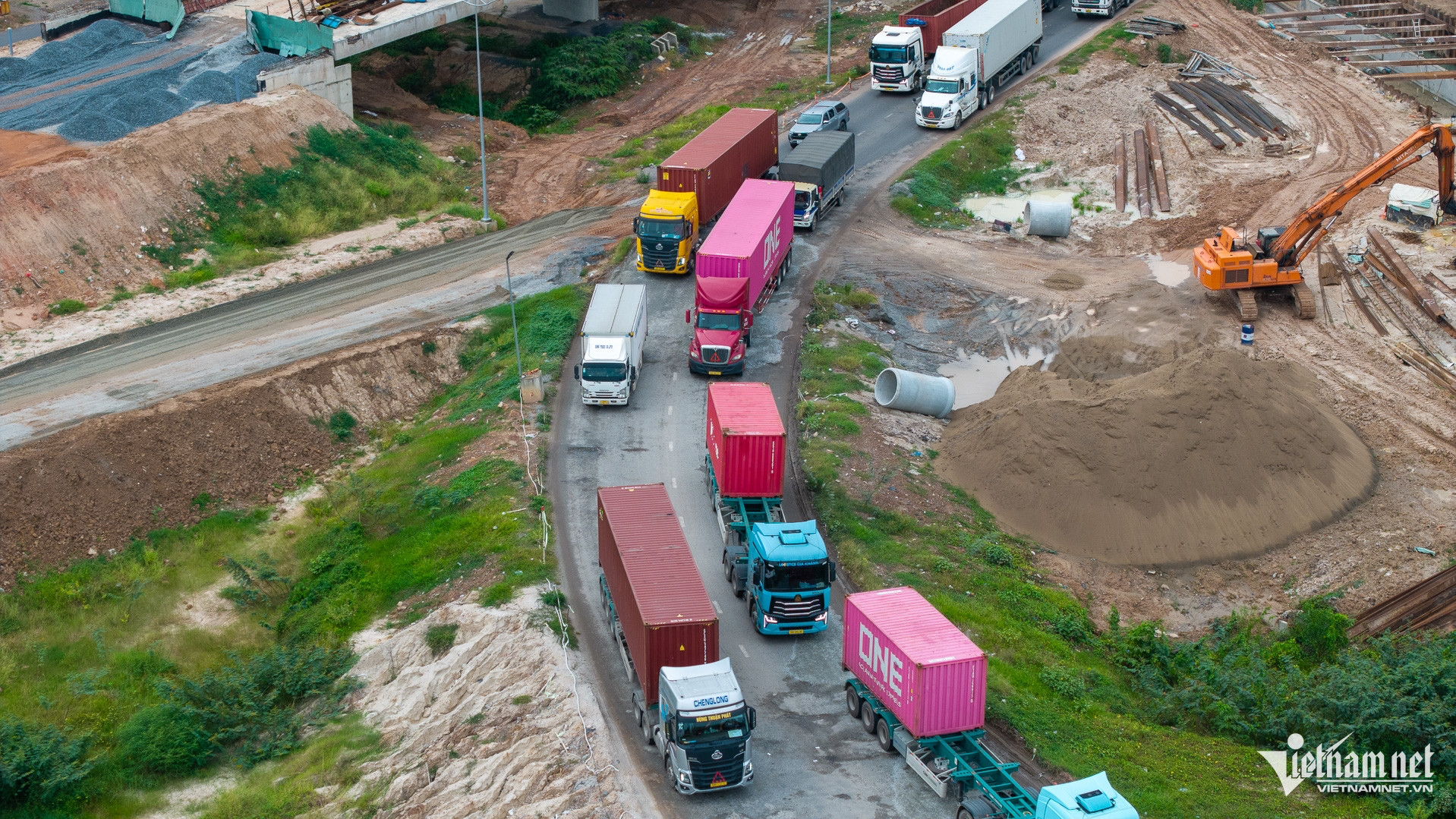 W-Xe máy đi ngược chiều  Tuấn Hùng 56.jpg