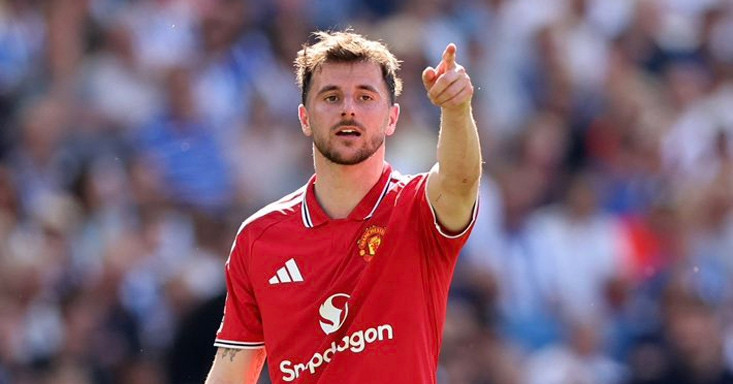Carrick nói rõ tình trạng Mason Mount trước trận mở màn của MU