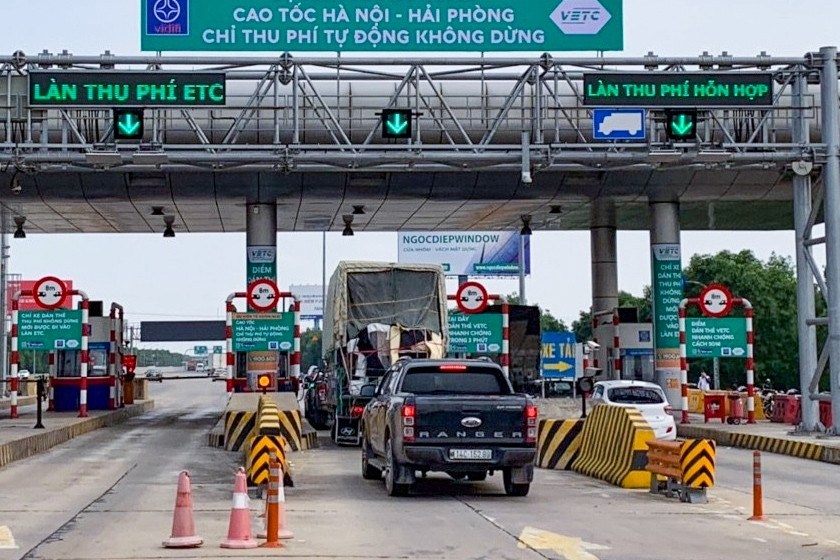 Đừng biến 'trạm thu phí không dừng' thành nơi 'thu phí không điểm dừng'