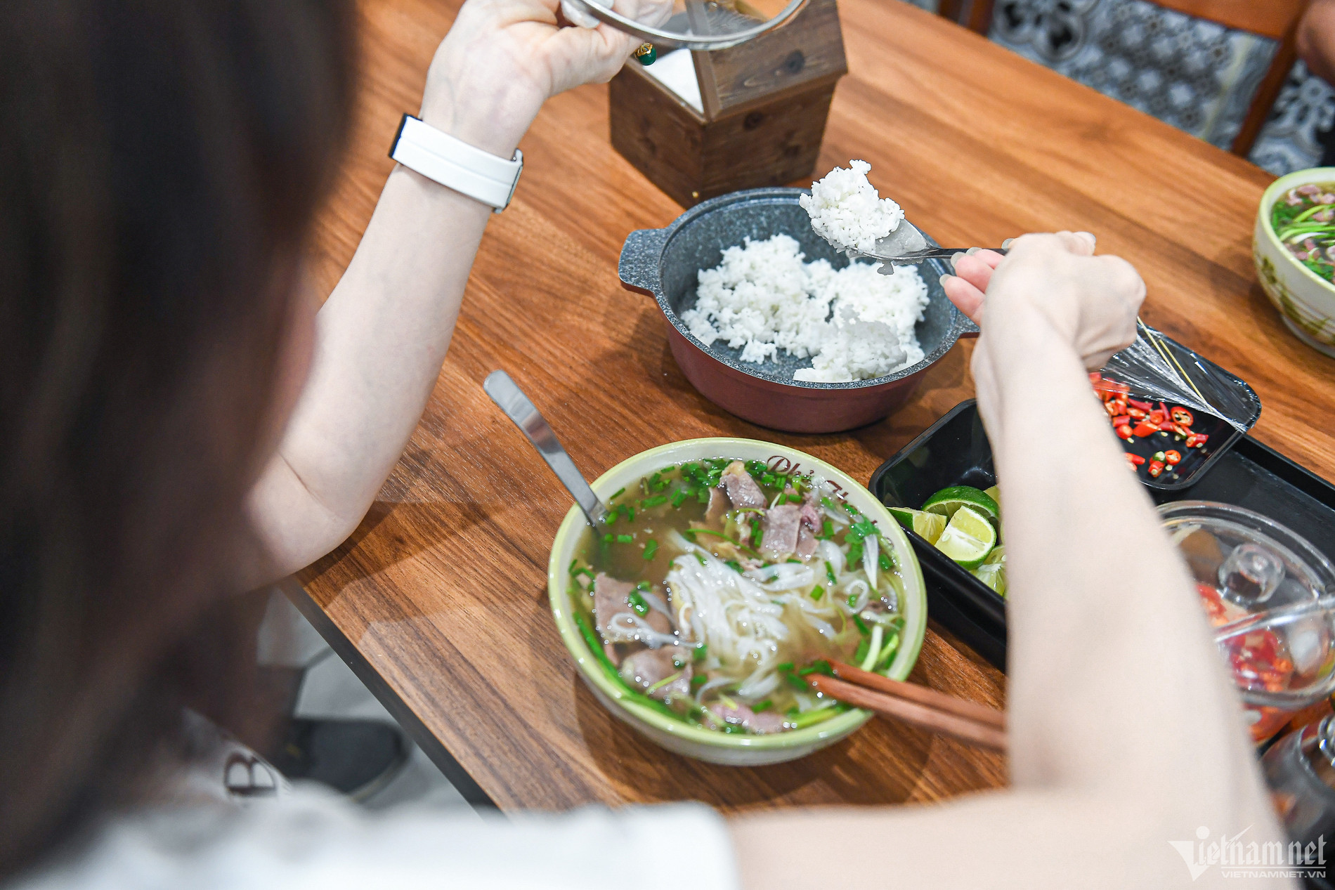 Linh Trang phở 0.jpg