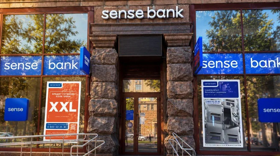 ngan hang Sense bank Ukraine.jpg
