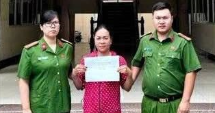 Người phụ nữ ở Hà Nội đầu thú sau 15 năm ra nước ngoài trốn truy nã