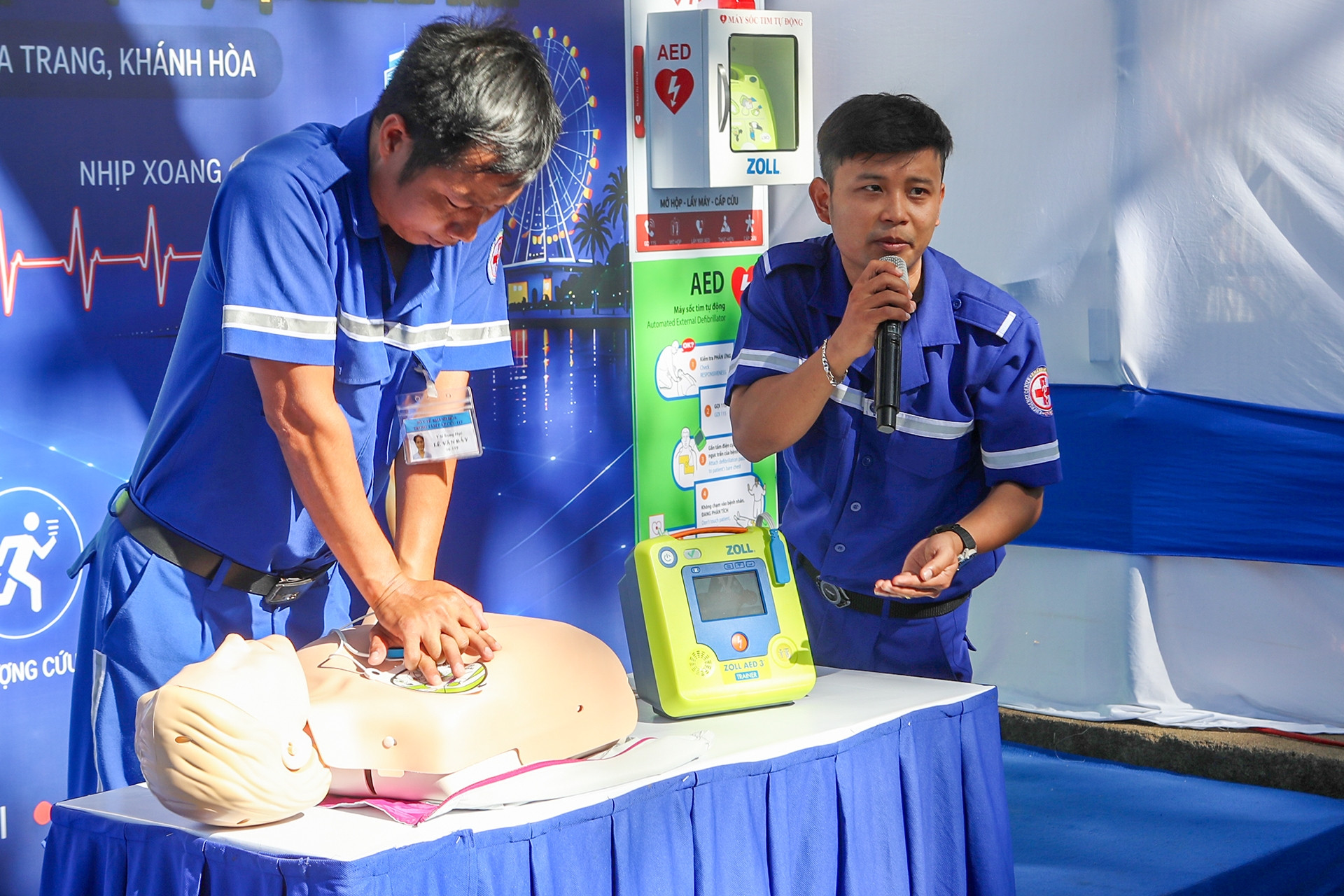 Nha Trang đặt 80 máy khử rung tự động ở nhiều nơi để cứu người ngưng tim