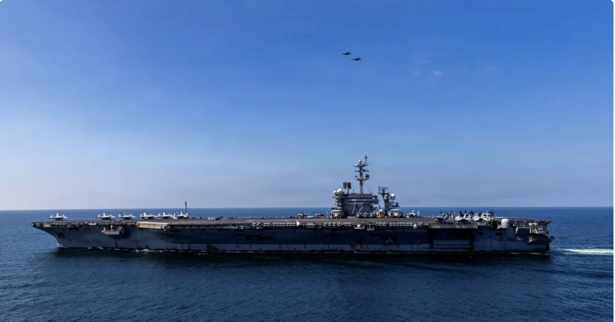 Sau 9 tháng ở Trung Đông, tàu sân bay USS Abraham Lincoln trở về Mỹ