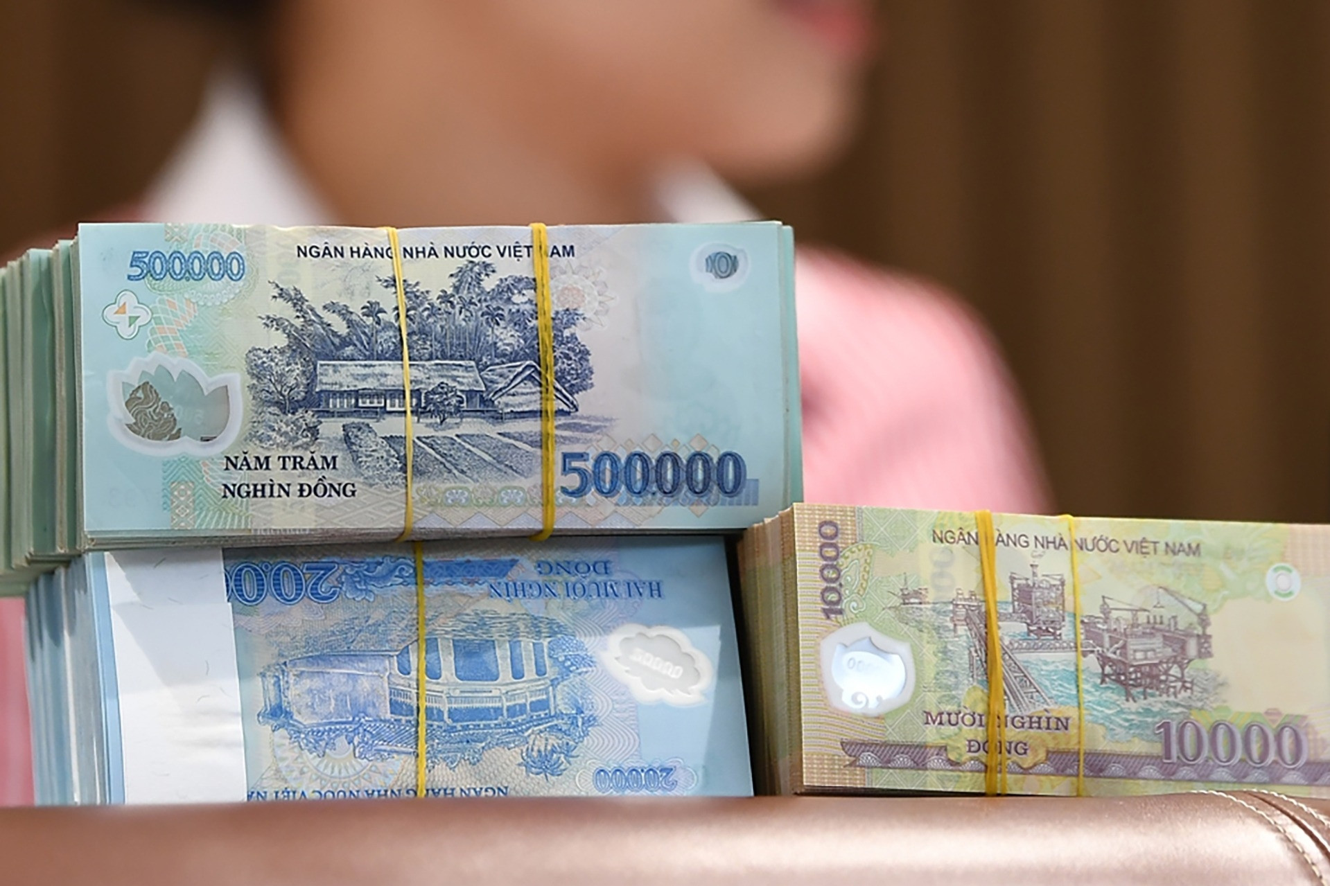 Trình Quốc hội đề xuất giảm 30% thuế cho hộ kinh doanh có doanh thu dưới 10 tỷ đồng