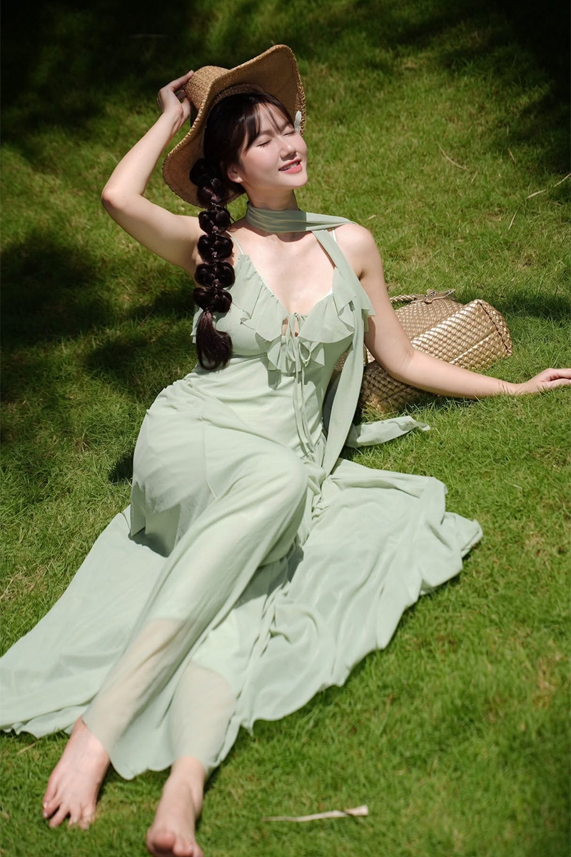 https://static-images.vnncdn.net/vps_images_publish/000001/000003/2026/8/22/huong-giang-11-321.jpg