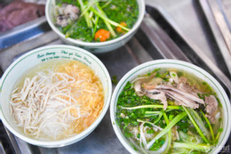 https://static-images.vnncdn.net/vps_images_publish/000001/000003/2026/8/22/linh-trang-0-3946.jpg
