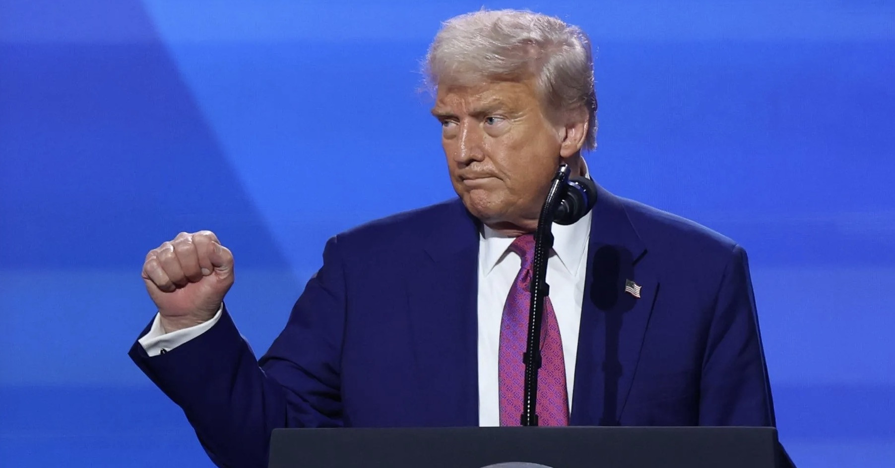 Ông Trump gọi xung đột với Iran là &amp;apos;đoạn đường vòng nhỏ&amp;apos;