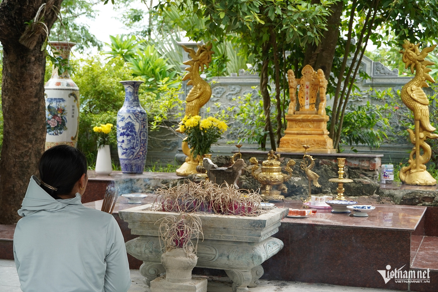 W-đền cô đá 1.JPG.jpg