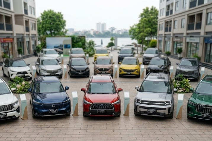 Xe hybrid ngày càng hút khách, các hãng nhanh chóng nhập cuộc đua sau Toyota