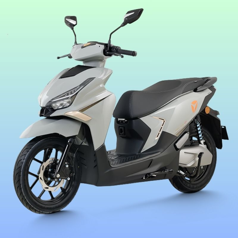 xe may dien yadea velax u 2 pin mau xam 1.jpg