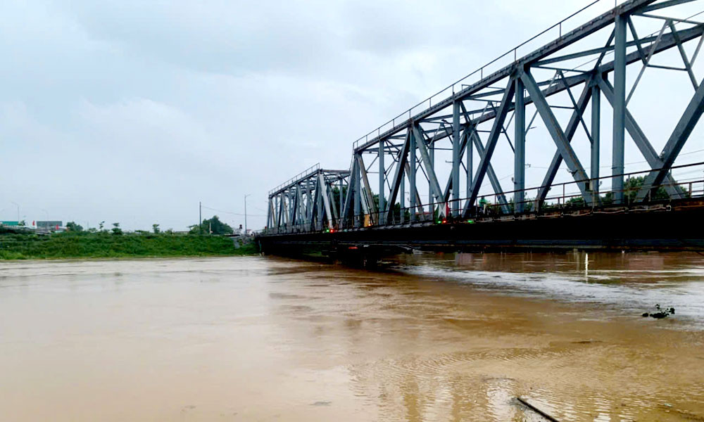 66 lu tren song thuong vuot bao dong 3.jpg