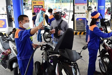 Giá xăng dầu hôm nay 23/8: Thế giới và trong nước đều ghi nhận tuần tăng